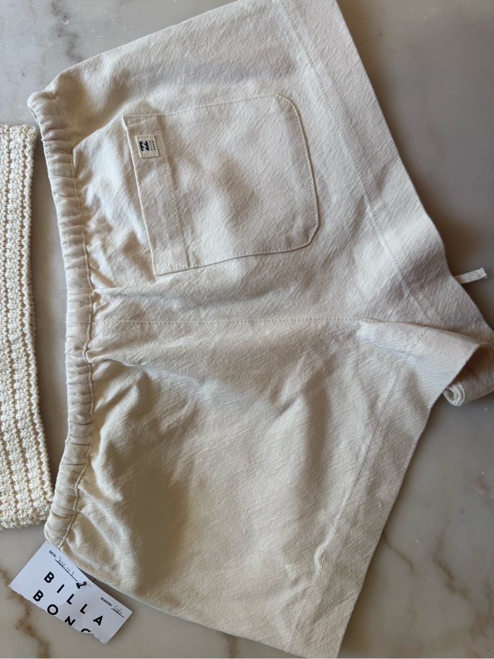 Billabong Two-Tone Brown and Cream Crocheted Crop Tank & Crème shorts - Picture 8 of 8